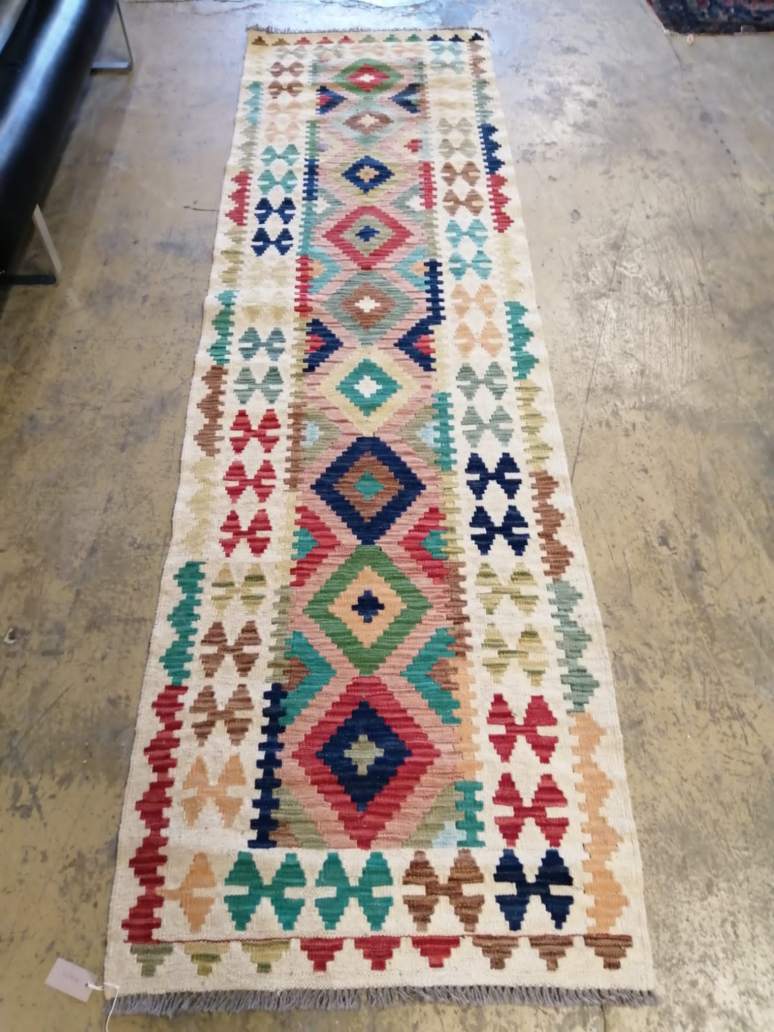 1120, A Kilim runner, Anatolian design, 300 x 80cm